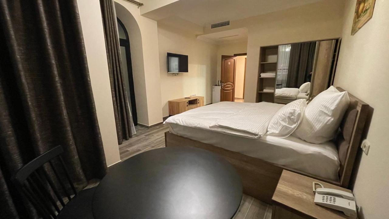 Altunyan Hotel Jerevan Eksteriør bilde